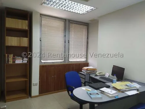 Oficina En Venta En El Rosal