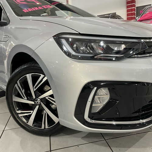 Volkswagen Virtus 1.0 200 TSI HIGHLINE AUTOMÁTICO