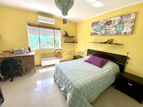Excepcional Casa De 4 Dormitorios En La Residence!- Ref: 2504