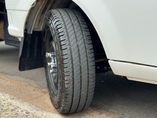 Hyundai Hr 4x2 C/ Carroceria