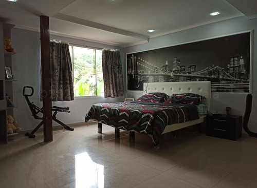 Imagen 7 de 14 de En Venta Casa De 609mts El Castaño Privado 21-13127 Dc