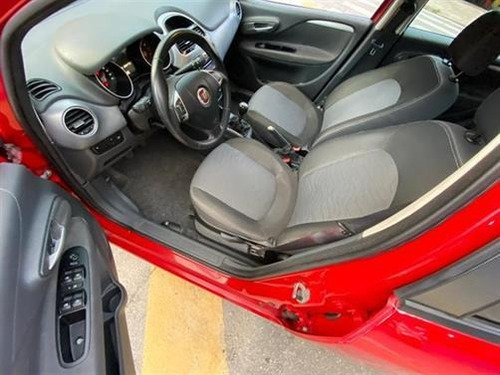 Fiat Punto Attractive 1.4 Flex Completo