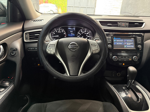 Nissan X-Trail 2.5 Exclusive 2 Row Mt