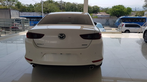 Mazda 3 Touring 2.0 Automático Blanco N P