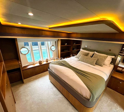 Ferretti 75 2x Mtu V10 1600 Hp Ñ Schaefer Princess Azimut