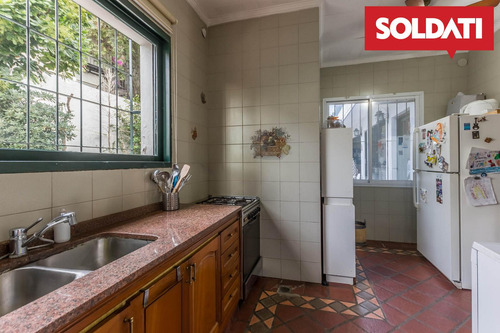 Venta - Casa 5 Ambientes Con Cochera Y Piscina - Vicente López