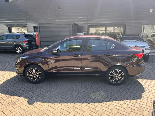 Fiat Cronos 1.8 16v Precision