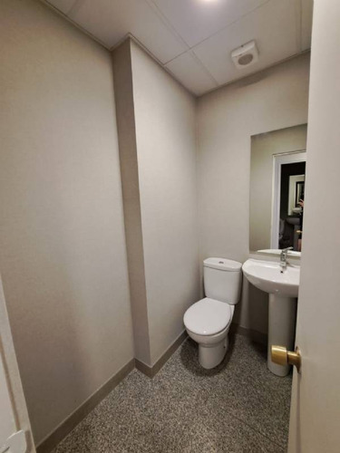 Imagen 5 de 8 de Arriendo Excelente Oficina Habilitada En Kennedy / 188 M2
