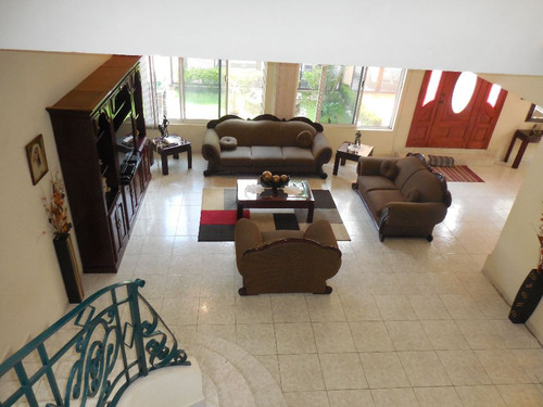 Residencia En Venta Fraccionamiento Burgos Bugambilias, De 4 Recamaras