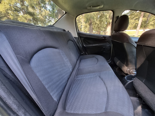 Peugeot 207 1.4 Sedan Active 75cv