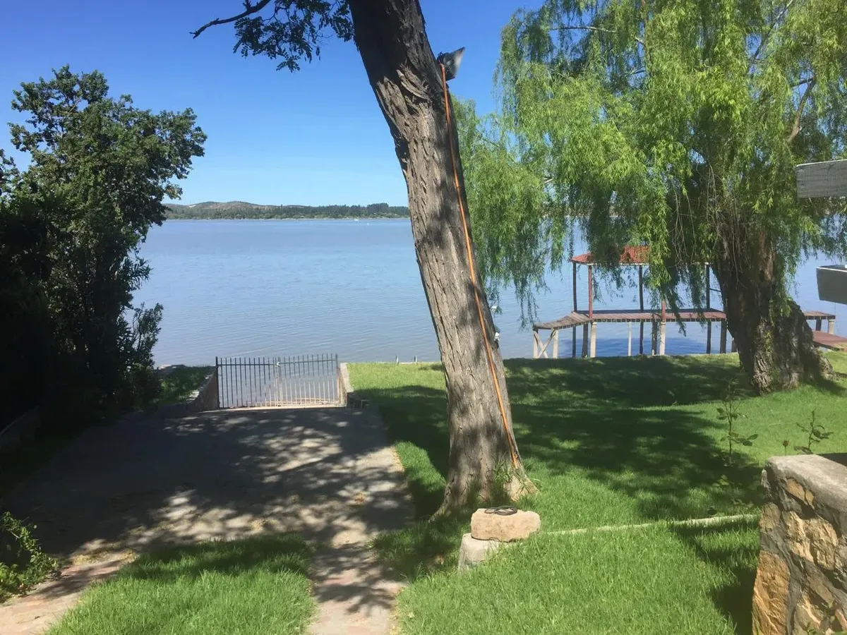 Imagen 2 de 30 de Oportunidad Casa 25 Mts Orilla Lago Las Balsas