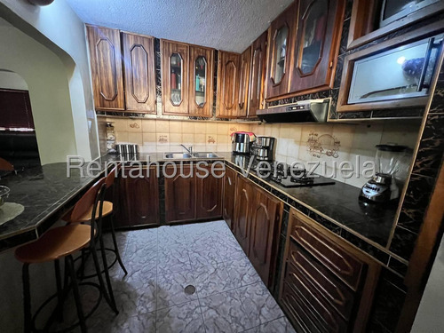 Asg Linda Casa En Venta Urb Valle Paraiso Turmero 25-9562