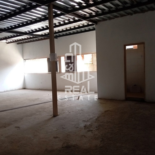 Local En Alquiler Casco Central/ Charallave.