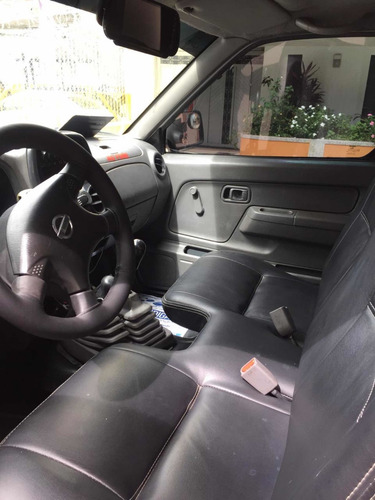Nissan Frontier 4x4 2400 Cc