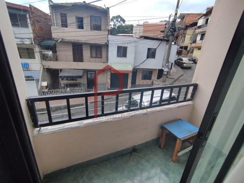 Se Vende Apartamento En Segundo Piso En Belen Rincon, Medellín