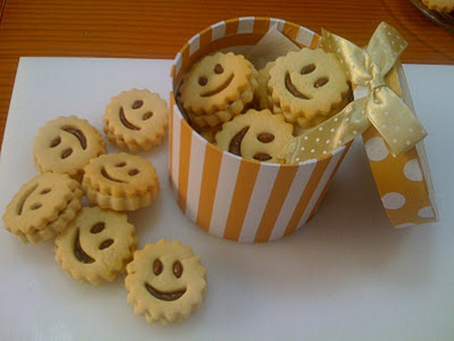 Cortadores De Acero Caras Felices Galletas, Fondant, Frutas