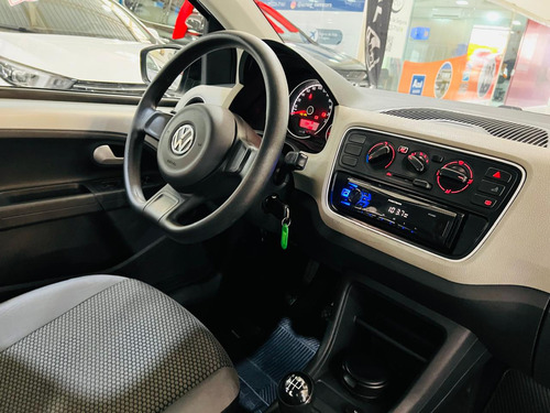 Volkswagen Up! MOVE 1.0 TSI TOTAL FLEX 12V 5P