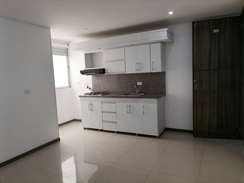 Edificio En El Bosque Con 20 Apartamentos, Norte De Cali
