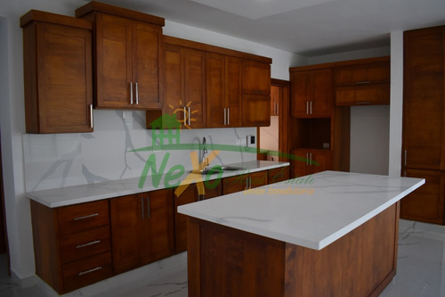 Imagen 23 de 24 de Una Casa Amplia En Un Buenresidencial, La Oportunidad Que Has Estado Esperando En Santiago (hfc-205