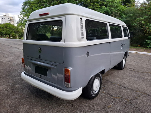 Volkswagen Kombi 1.4 Standard Total Flex 3p