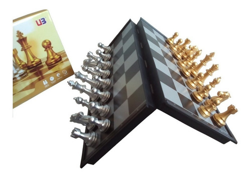 Imagen 2 de 10 de Juego De Ajedrez Magnético Color Piezas: Dorado Y Plateado
