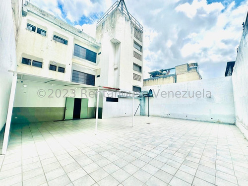 Imagen 25 de 30 de Edificio Comercial (3 Niveles) Alquiler Chacao Mls-23-30286