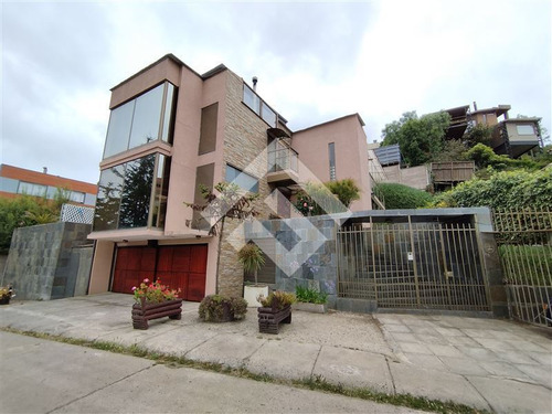Casa En Venta Los Almendros, Reñaca, 5d Y 4b, Viña Del Mar