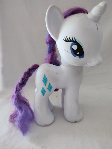 Rarity  Mi Pequeño Pony Con Detalle Hasbro 21 Cm