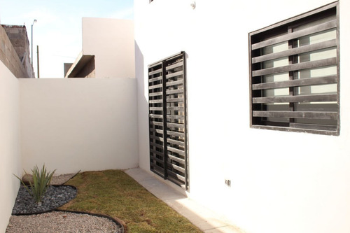 Imagen 4 de 11 de Casa En Venta Periferico De La Juventud Chihuahua