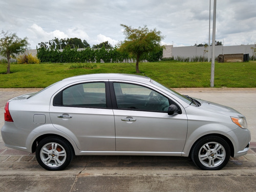 Imagen 5 de 13 de Chevrolet Aveo 2015