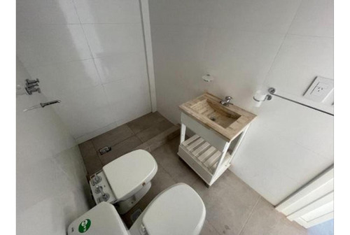 Departamento De 2 Ambientes - Venta Ciudad Evita