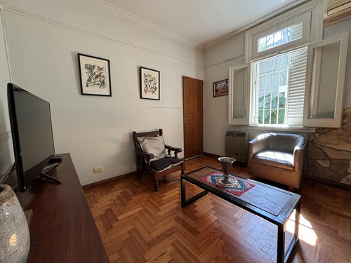 Venta Casa 5 Ambientes Con Cochera, Patio Y Terraza En Parque Chacabuco- Apta Credito