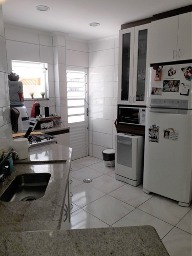 Imagem 2 de 14 de Casa De Condomínio A Venda - 694