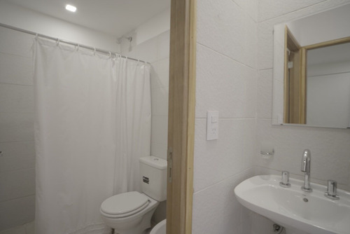 Imagen 3 de 20 de Dpto De Un Dorm Pb Y Cochera Apto Airbnb