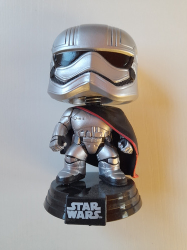 Funko Pop Captain Phasma 65 The Force Awakens Star Wars