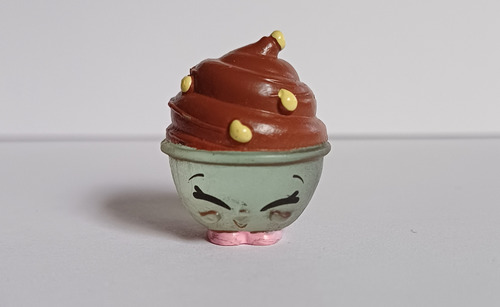 Mini Figura Shopkins Heladito Chocolate (Usado)