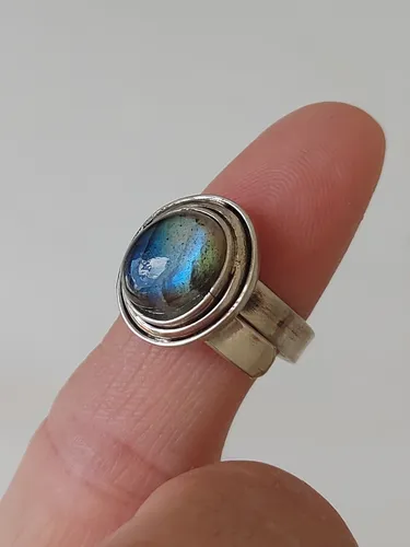 Anillo Cristal Natural Labradorita Coraocristales