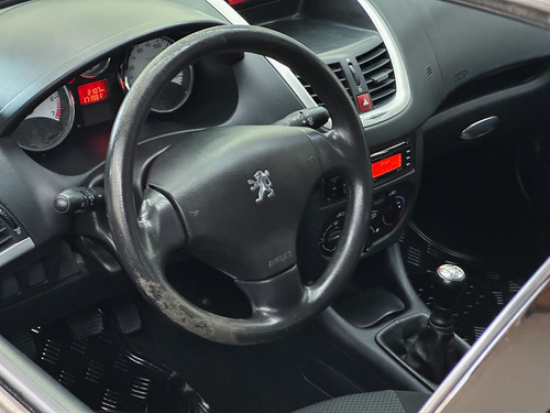 Peugeot 207 1.4 Allure 75cv