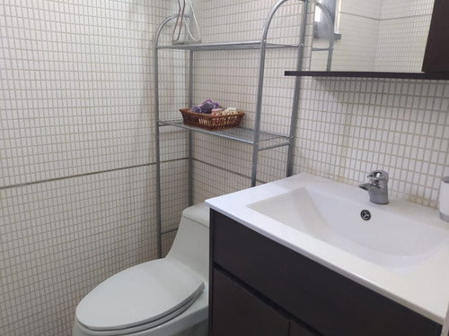 Imagen 19 de 25 de Town House En Urb. Lomas Del Este Res. Lomas Alto. Cl-fd605