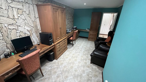 Casa En Punta Mogotes