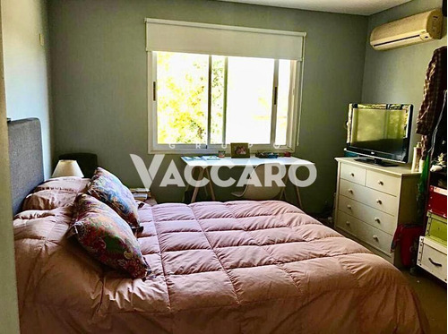 Venta Casa Barrio Privado Haras Maria Elena Moreno