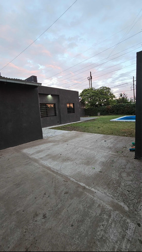 Dueño Directo - Casa En Alquiler Permanente - 3 Amb Parque Leloir - Parque - Piscina - Parrilla
