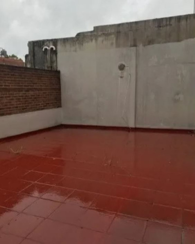 Imagen 13 de 13 de Depto 2 Amb - 1° Piso - Dos Cocheras