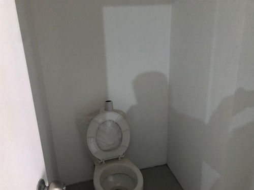 3 Local Comercial En Arriendo Ex Bar Ingles En Valparaíso