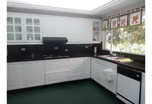 Casa En Venta Loma De Los Balsos En El Poblado