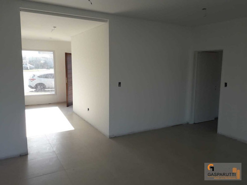 Imagen 10 de 26 de Excelente Casa A Estrenar En Barrio San Rafael!