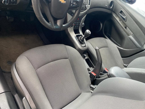 Imagem 8 de 10 de Gm Cruze Lt 1.8 Flex Mecânico 2012 Cinza Lindo