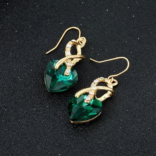 Conjunto Feminino Colar E Brincos Coração Banhado A Ouro