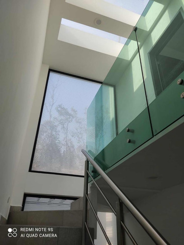 Hermosa Casa Aqua I I Zona Esmeralda.