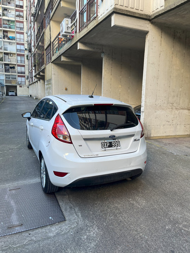 Ford Fiesta Kinetic 1.6 Titanium 120cv